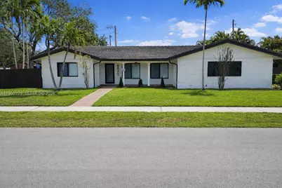 6020 NE 18th Ter, Fort Lauderdale, FL 33308 - Photo 1