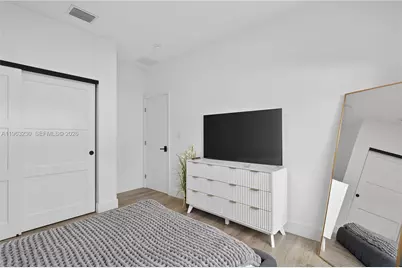 913 NE 15th St, Fort Lauderdale, FL 33304 - Photo 33