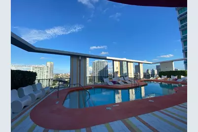 31 SE 6th St #1404, Miami, FL 33131 - Photo 13