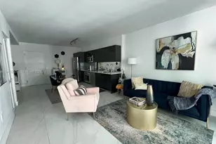 31 SE 6th St, Miami, FL 33131 - Photo 3