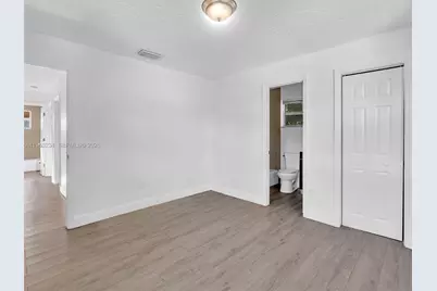 2512 NW 9th Pl, Fort Lauderdale, FL 33311 - Photo 19