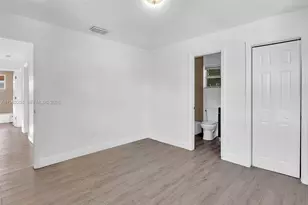 2512 NW 9th Pl, Fort Lauderdale, FL 33311 - Photo 19