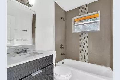 2512 NW 9th Pl, Fort Lauderdale, FL 33311 - Photo 15