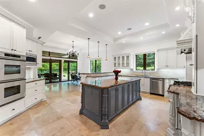 11111 Killian Park Rd, Pinecrest, FL 33156 - Photo 17