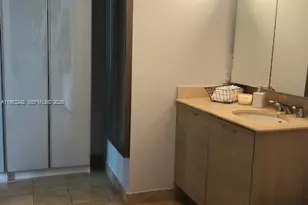 350 NE 24th St, Miami, FL 33137 - Photo 13