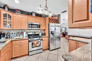 14902 SW 297th Terrace, Homestead, FL 33033 - Photo 13