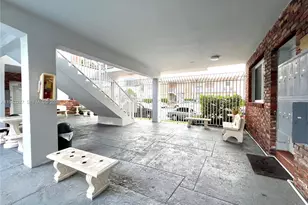 315 69th St, Miami Beach, FL 33141 - Photo 13