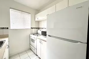 315 69th St, Miami Beach, FL 33141 - Photo 5