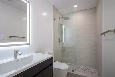 17911 NW 68th Ave #M206, Hialeah, FL 33015 - Photo 15