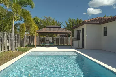 2597 SE 2nd St, Homestead, FL 33033 - Photo 39