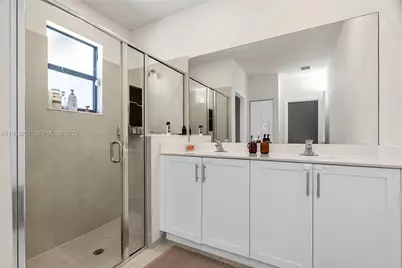 2597 SE 2nd St, Homestead, FL 33033 - Photo 31