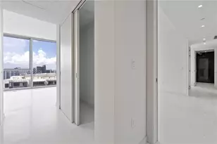 300 Biscayne Blvd Way, Miami, FL 33131 - Photo 33
