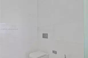 300 Biscayne Blvd Way, Miami, FL 33131 - Photo 21