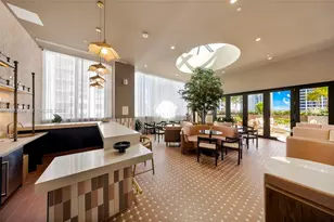 11 NE 6th St, Miami, FL 33132 - Photo 23