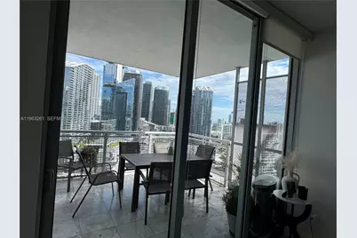350 S Miami Ave #3006, Miami, FL 33130 - Photo 5