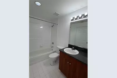 115 SW 11th St #805, Miami, FL 33130 - Photo 7
