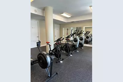 115 SW 11th St #805, Miami, FL 33130 - Photo 11