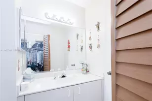 17360 NW 69th Ct, Hialeah, FL 33015 - Photo 35