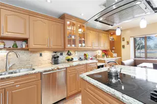 17360 NW 69th Ct, Hialeah, FL 33015 - Photo 23