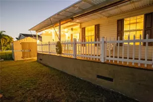 2228 SW 83rd Ave, Davie, FL 33324 - Photo 55