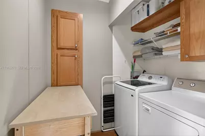 2228 SW 83rd Ave, Davie, FL 33324 - Photo 29