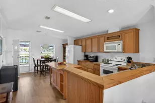 2228 SW 83rd Ave, Davie, FL 33324 - Photo 23