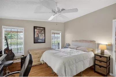 2228 SW 83rd Ave, Davie, FL 33324 - Photo 37