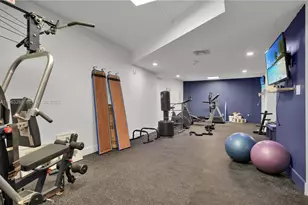 16558 NE 26th Ave, North Miami Beach, FL 33160 - Photo 31