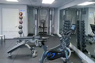 170 SE 14th St, Miami, FL 33131 - Photo 21