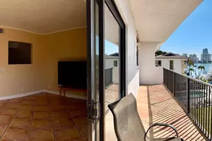 1900 Diana Dr, Hallandale Beach, FL 33009 - Photo 9