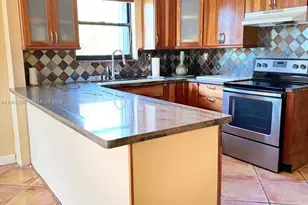 1900 Diana Dr, Hallandale Beach, FL 33009 - Photo 5