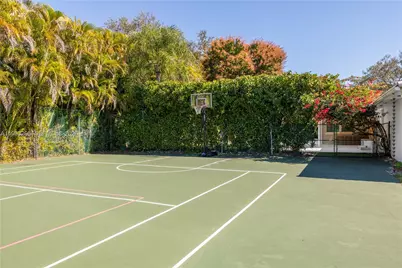 8295 SW 116th St, Miami, FL 33156 - Photo 9