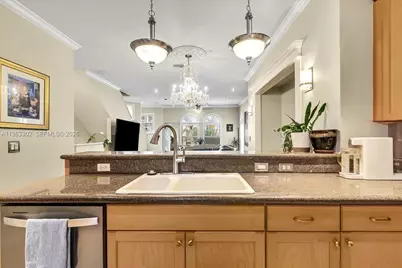 1033 NE 17th Way #1001, Fort Lauderdale, FL 33304 - Photo 21