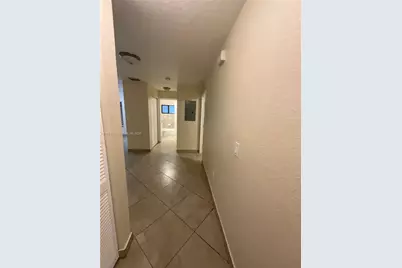 437 NW 81st St, Miami, FL 33150 - Photo 3