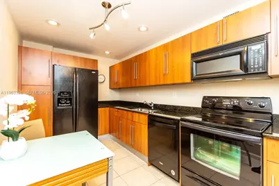 3000 S Ocean Dr #316, Hollywood, FL 33019 - Photo 11