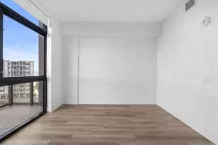 101 Diplomat Pkwy, Hallandale Beach, FL 33009 - Photo 17