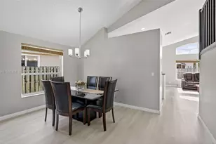 13224 NW 12th St, Pembroke Pines, FL 33028 - Photo 5