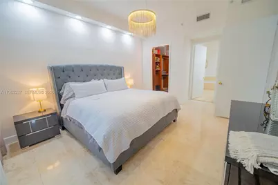 20000 E Country Club Dr #409, Aventura, FL 33180 - Photo 15