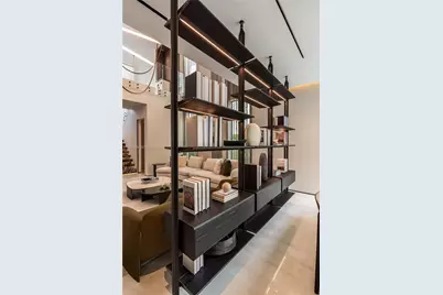 10540 NW 67th Ter, Doral, FL 33178 - Photo 15