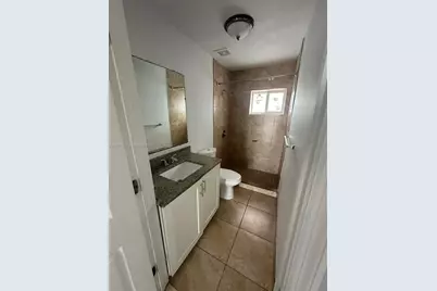 1128 NW 101st St, Miami, FL 33150 - Photo 5