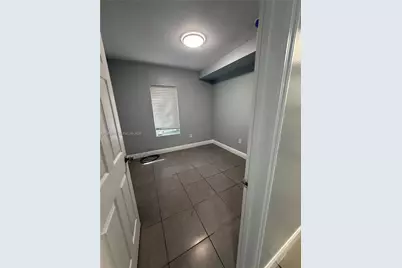 1128 NW 101st St, Miami, FL 33150 - Photo 25