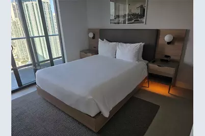 159 NE 6th St #4302, Miami, FL 33132 - Photo 13