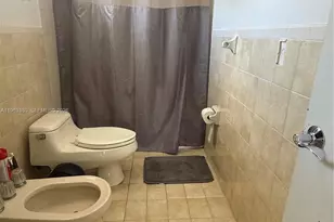 381 E 61st St, Hialeah, FL 33013 - Photo 15