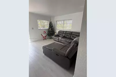 381 E 61st St, Hialeah, FL 33013 - Photo 5