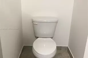 210 NW 109th Ave, Miami, FL 33172 - Photo 17