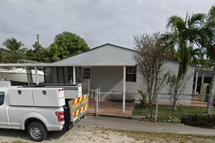 501 SE 1st St, Hialeah, FL 33010 - Photo 3