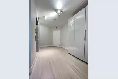 16385 Biscayne Blvd #607, North Miami Beach, FL 33160 - Photo 29