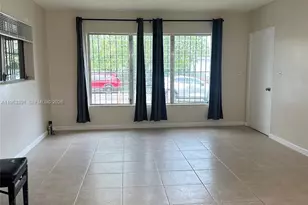 956 NE 80th St, Miami, FL 33138 - Photo 7