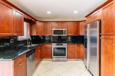 20254 SW 131st Ct, Miami, FL 33177 - Photo 9