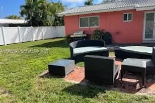 1413 NE 21st St, Wilton Manors, FL 33305 - Photo 9